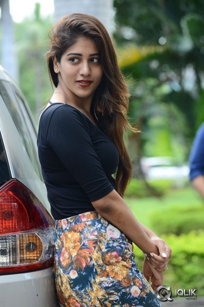 Chandini-Chowdary-at-Howrah-Bridge-Movie-Trailer-Launch